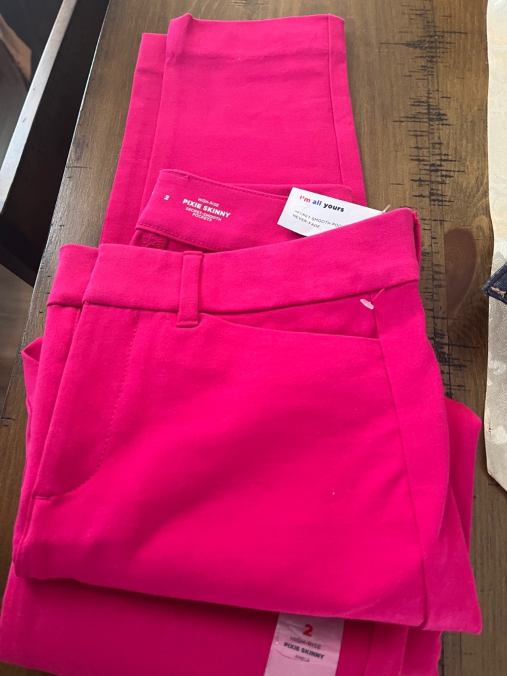 Old Navy Hot Pink Pixie Skinny Pants
